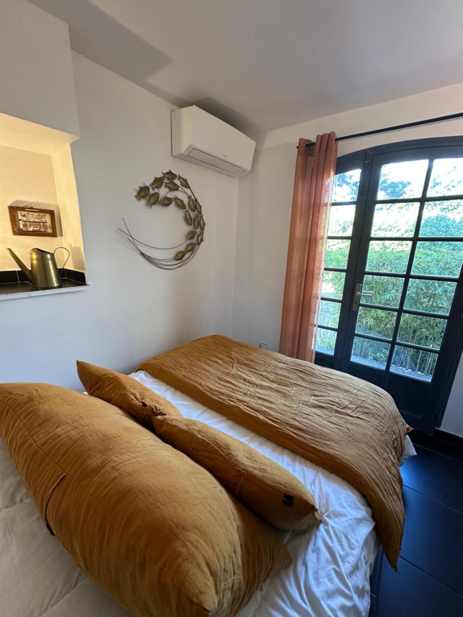Home Cassis - Maison Les Calanques - Piscine Chauffee A 30C Экстерьер фото